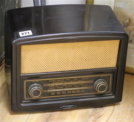 A brown Bakelite radio
